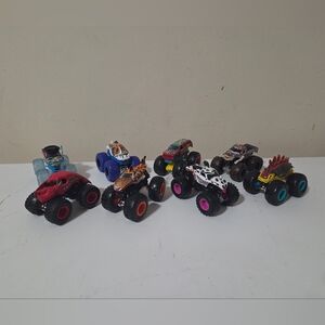 Hot Wheels Monster Trucks Set Of 8